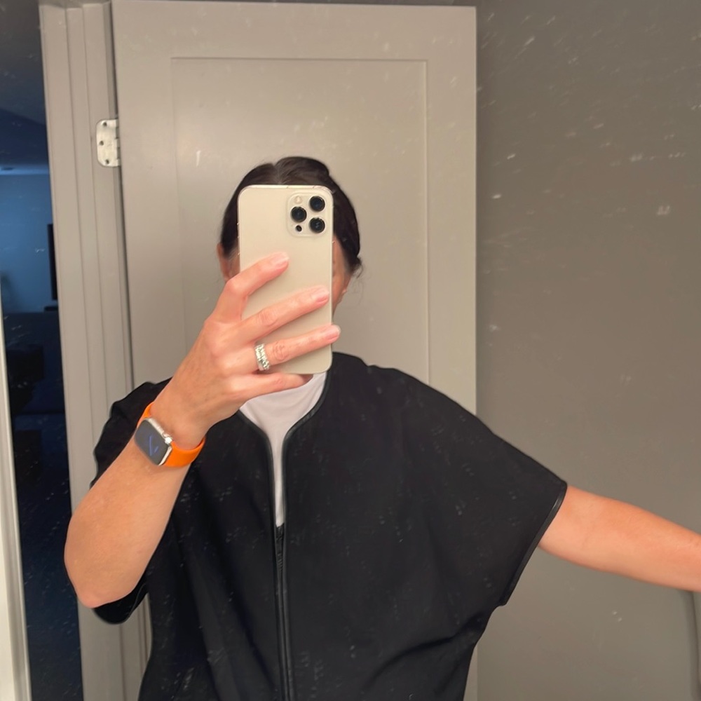 Lafayette 148 chic black zip up top oversized small - Picture 6 of 7